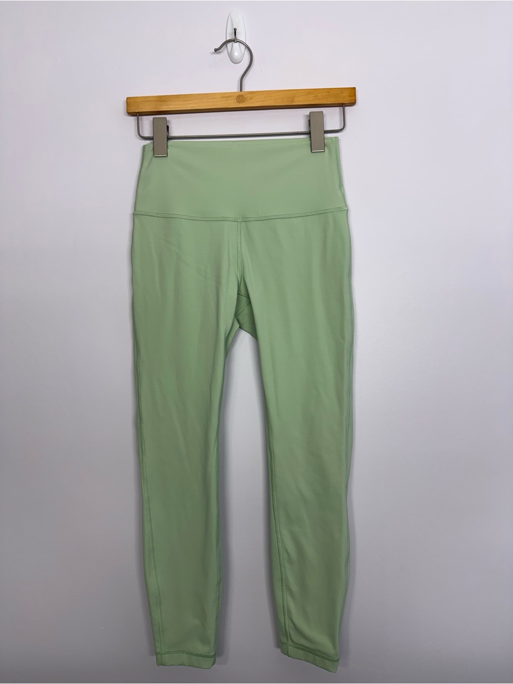 Lululemon Wunder Under High-Rise Tight 25" Creamy Mint Size 6 Green